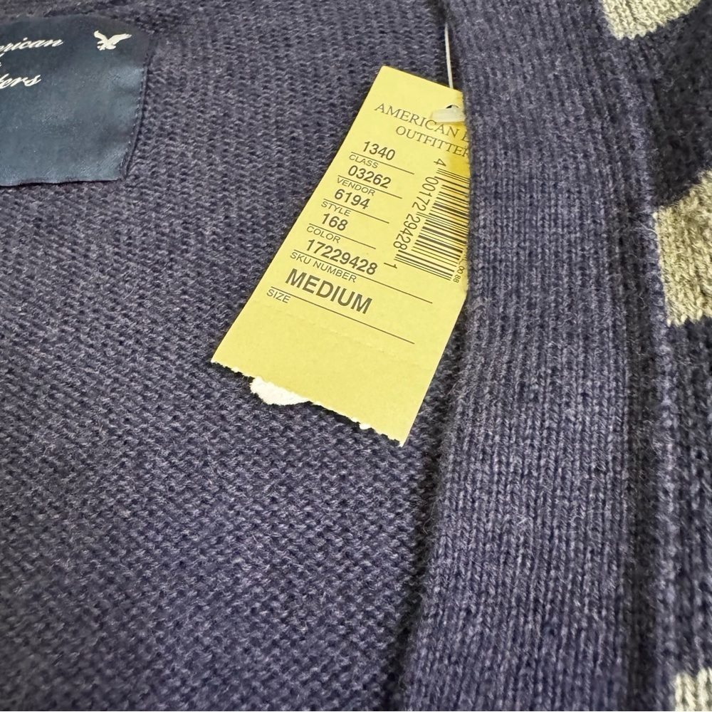 American Eagle Navy and Gray Striped Cardigan Size Medium Button Down Vintage - Picture 6 of 12